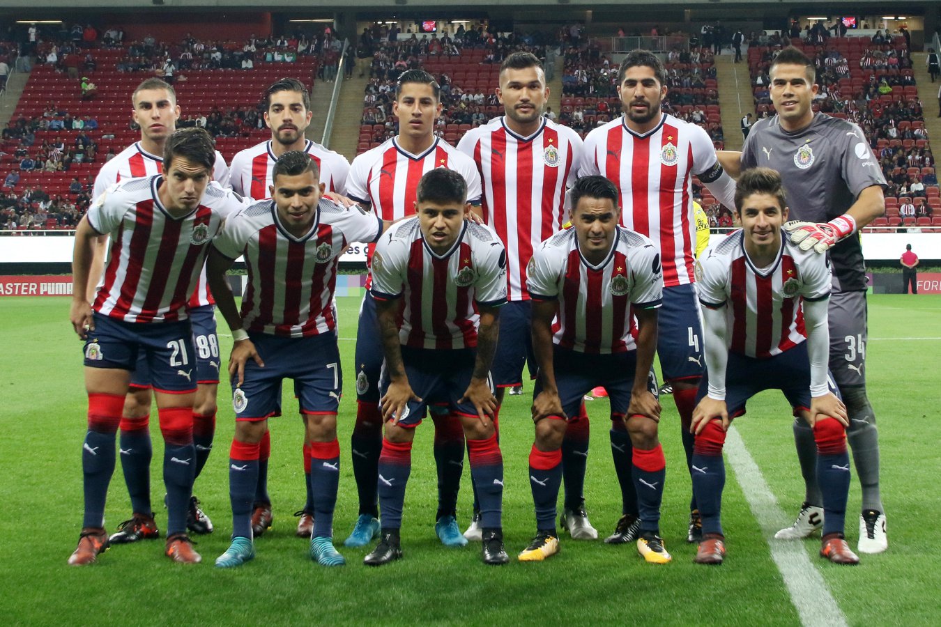 Chivas Vence A Atlas En El Cl Sico Tapat O Y Est En Cuartos De Copa Mx