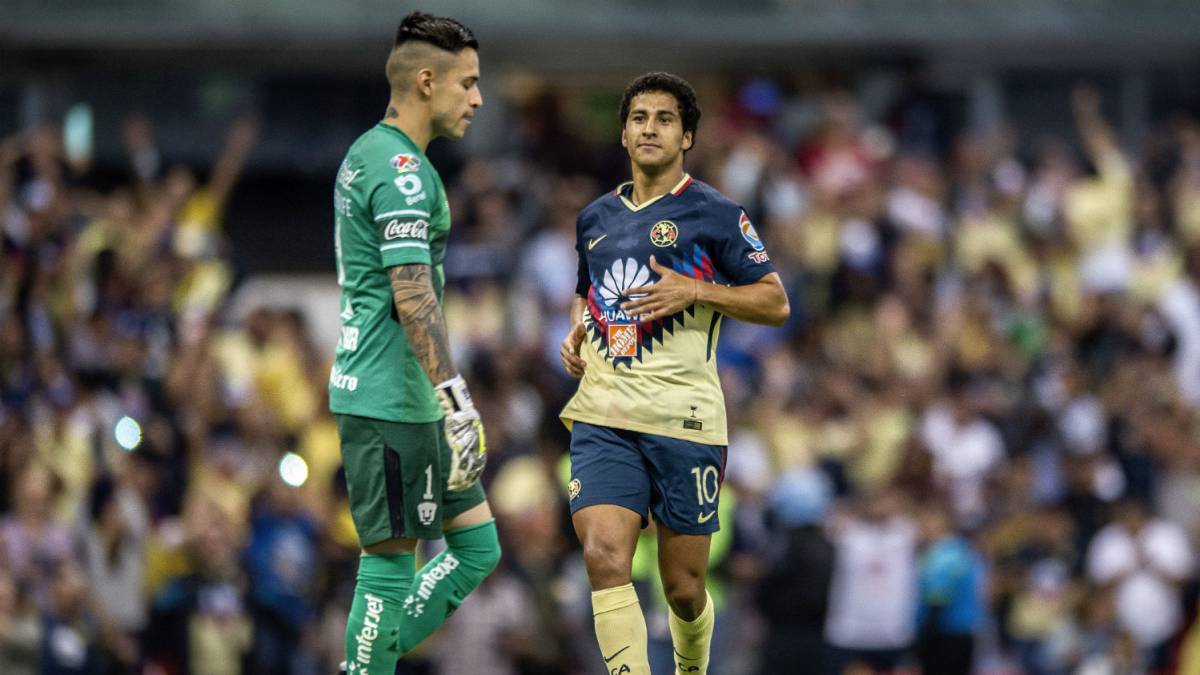América vs Pumas Silvio Romero falló penalti a la Panenka; Cecilio  Domínguez le enseñó el camino - AS México