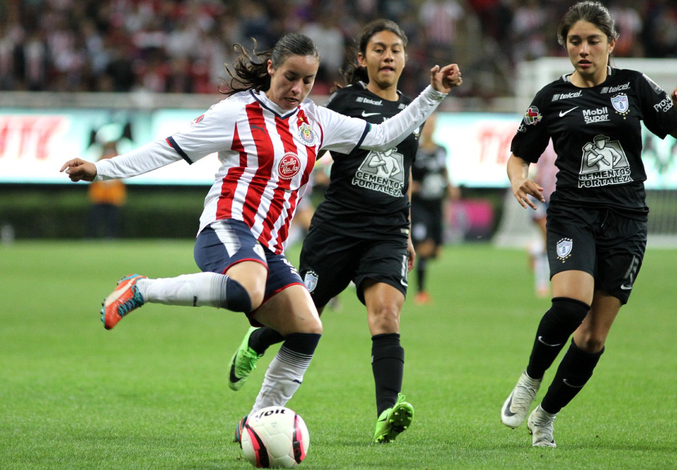 Chivas remonta a Pachuca en la final y son Campeonas de Liga MX Femenil