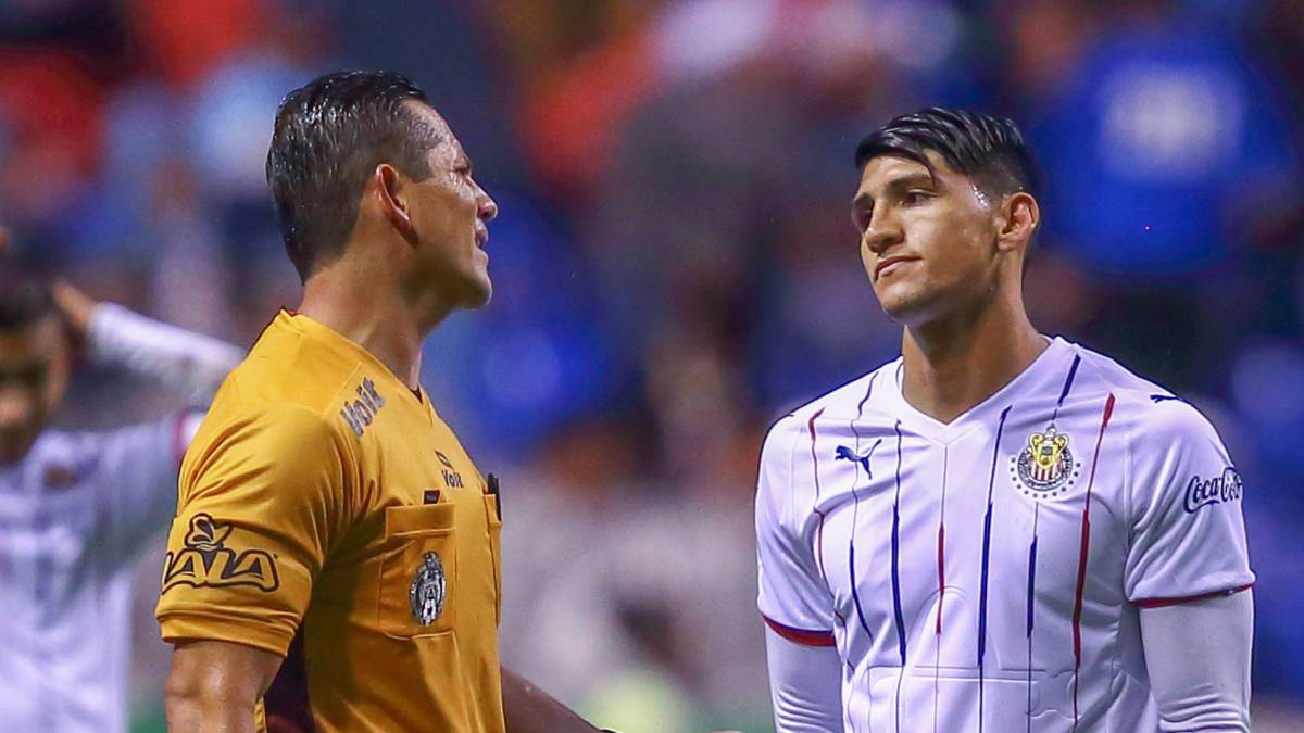 Tarjeta Roja Futbol Mexicano Tigres Vs Monterrey Tarjetas Relacionadas