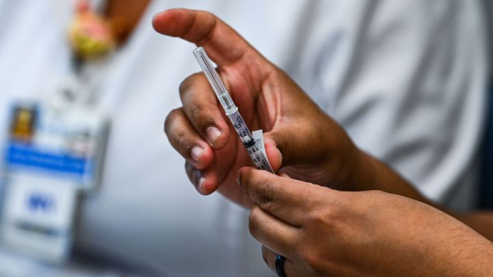 Vacunas Covid Vacuna Cansino Vs Pfizer Eficacia Efectividad Precio Y Como Se Administran As Mexico